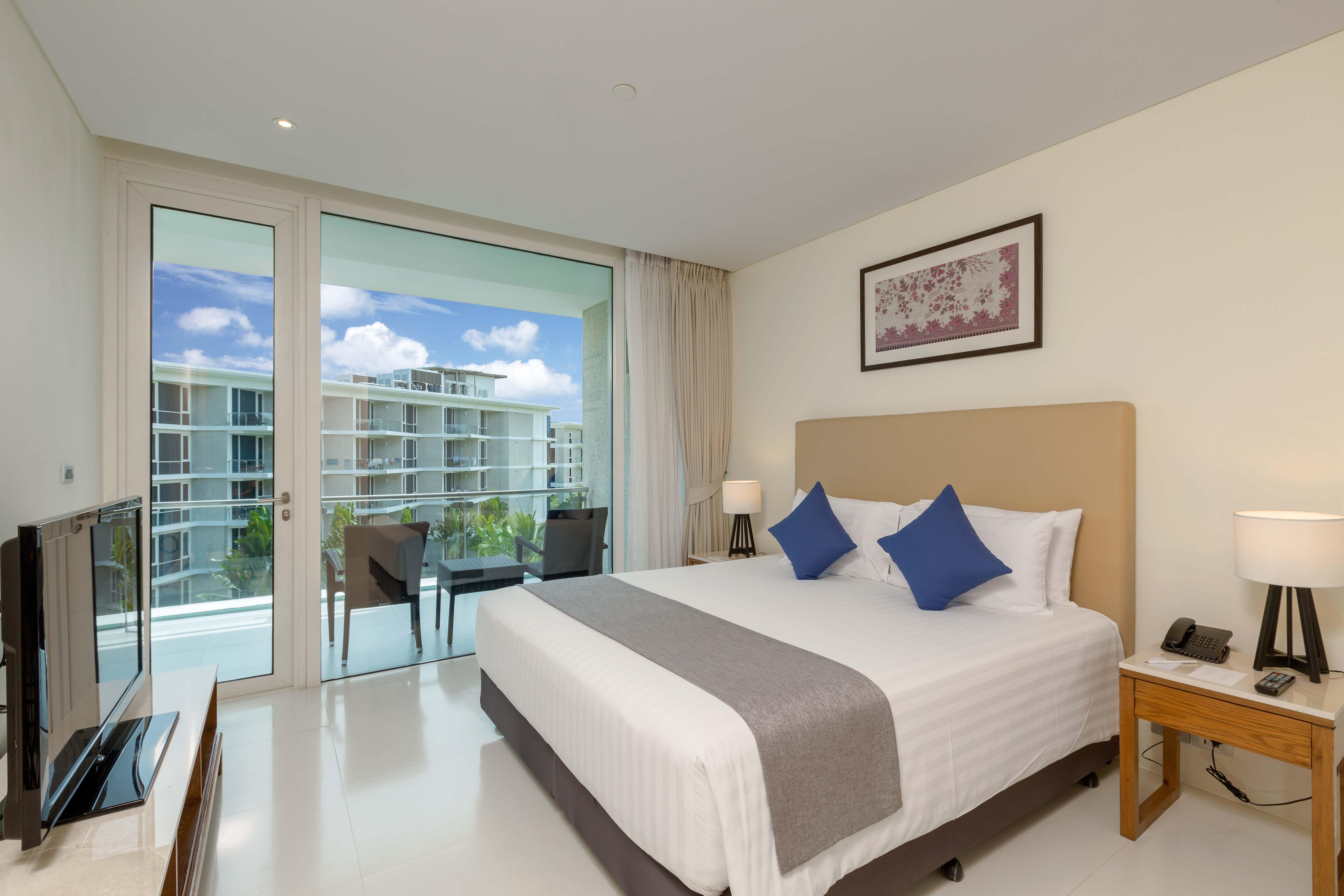 スプラッシュ ビーチ リゾート マイ カオ プーケット【SHA Plus+認定】 マイカオビーチ エクステリア 写真 A bedroom at the hotel
